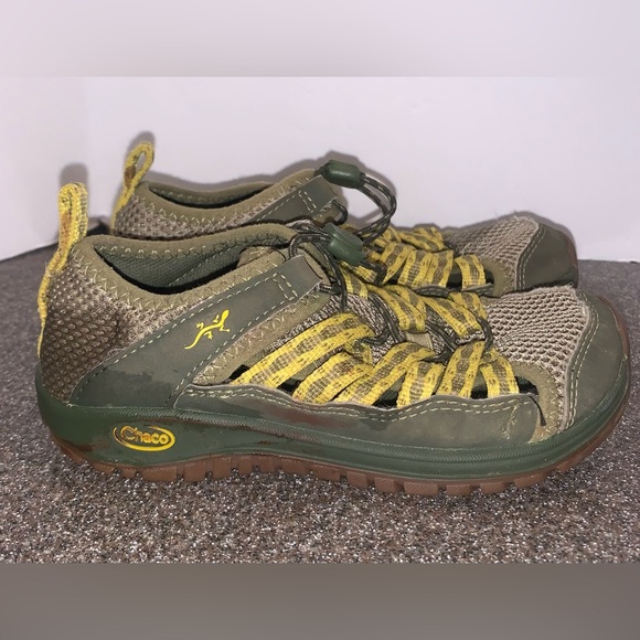 Chaco Outcross 2 Green (Youth Size 12) Water / Hiking Shoes  Junior Size - Picture 2 of 8